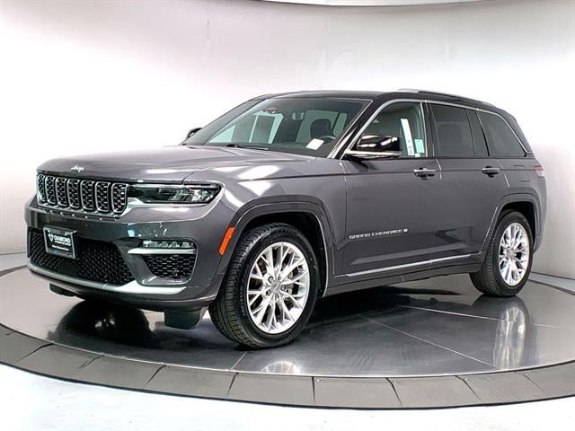 2022 Jeep Grand Cherokee Summit