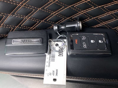 2022 Jeep Grand Cherokee Summit