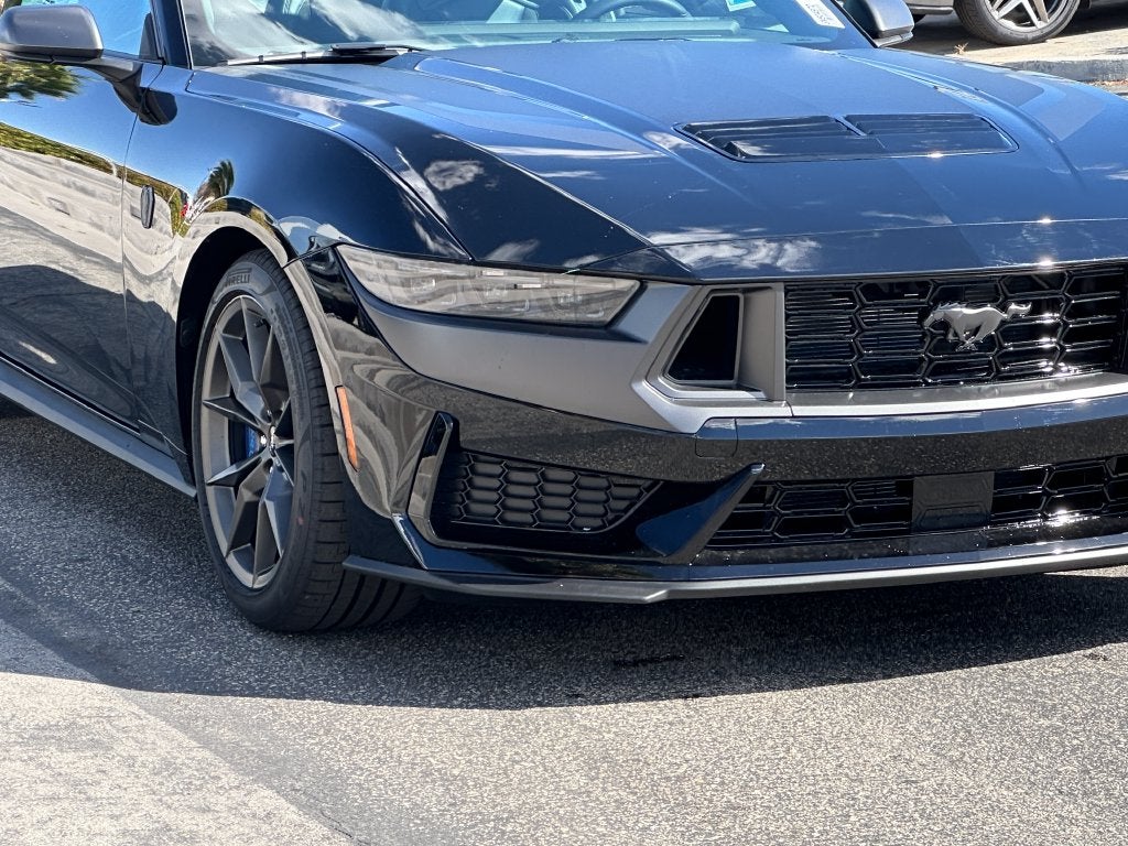 2026 Ford Mustang Dark Horse