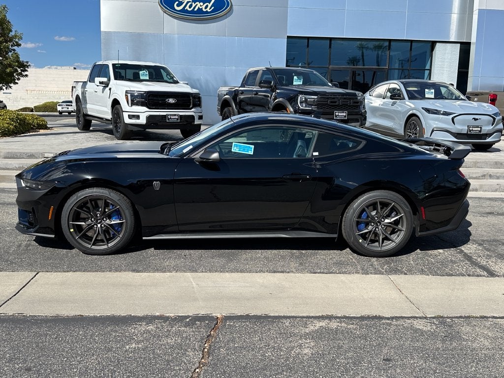 2026 Ford Mustang Dark Horse