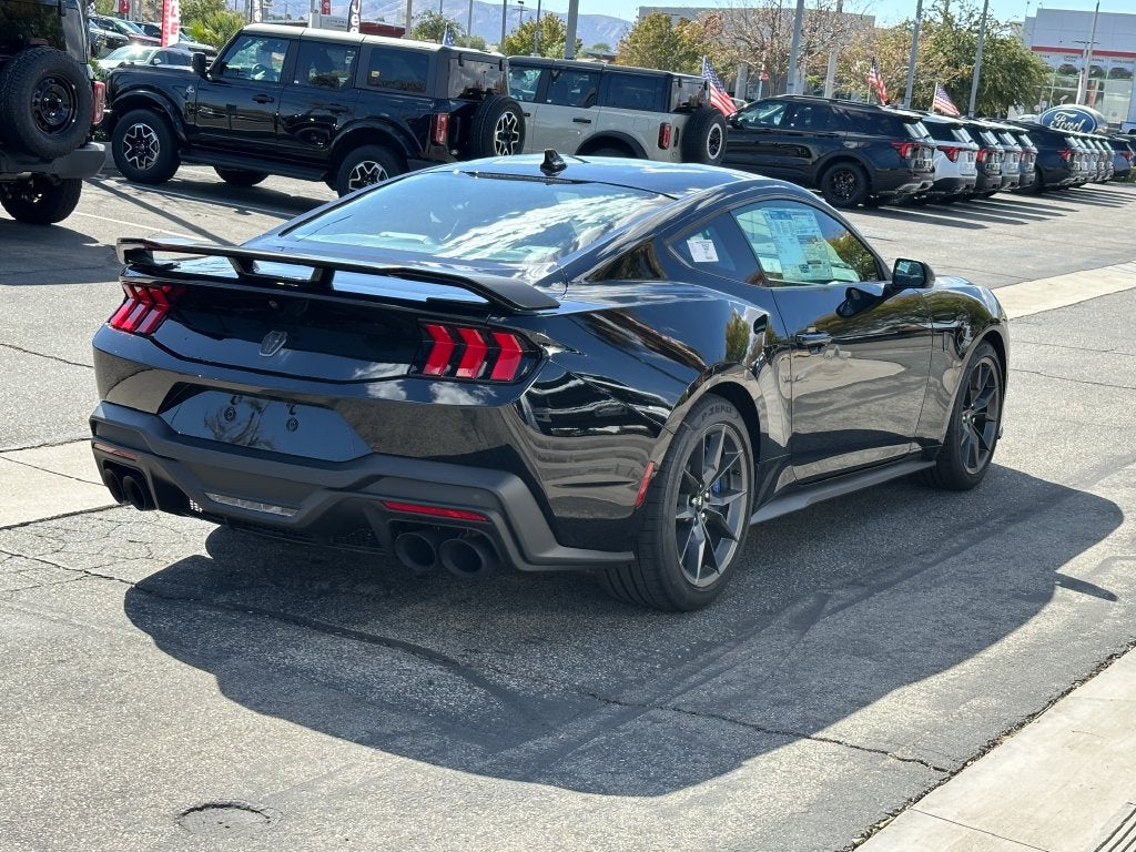2026 Ford Mustang Dark Horse