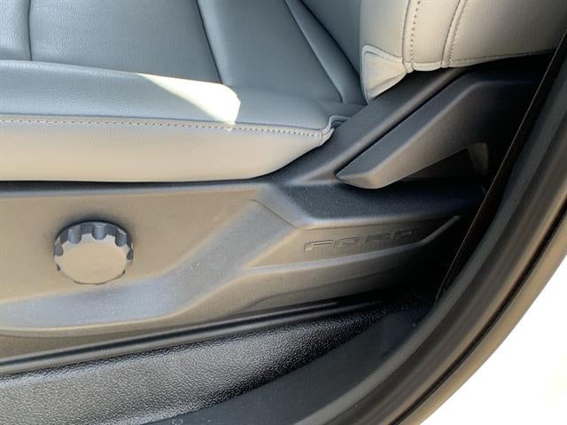 2025 Ford Super Duty F-350 SRW XL 2WD Reg Cab 145" WB 60" CA