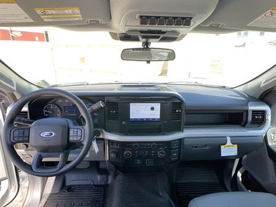 2025 Ford Super Duty F-350 SRW XL 2WD Reg Cab 145" WB 60" CA