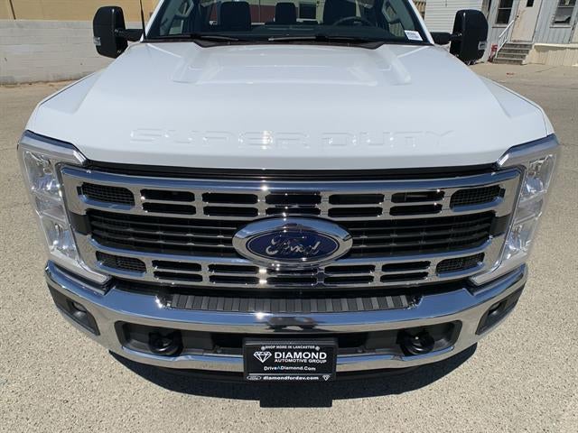 2025 Ford Super Duty F-350 SRW XL 2WD Reg Cab 145" WB 60" CA