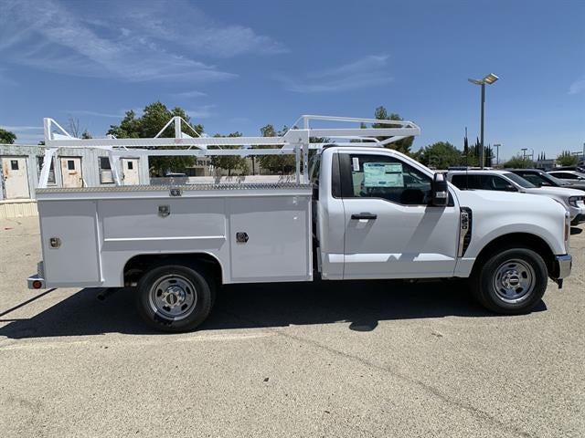 2025 Ford Super Duty F-350 SRW XL 2WD Reg Cab 145" WB 60" CA