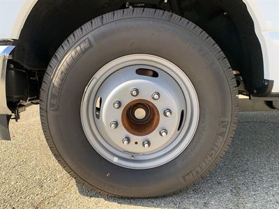 2025 Ford Super Duty F-350 DRW XL 2WD Reg Cab 169" WB 84" CA