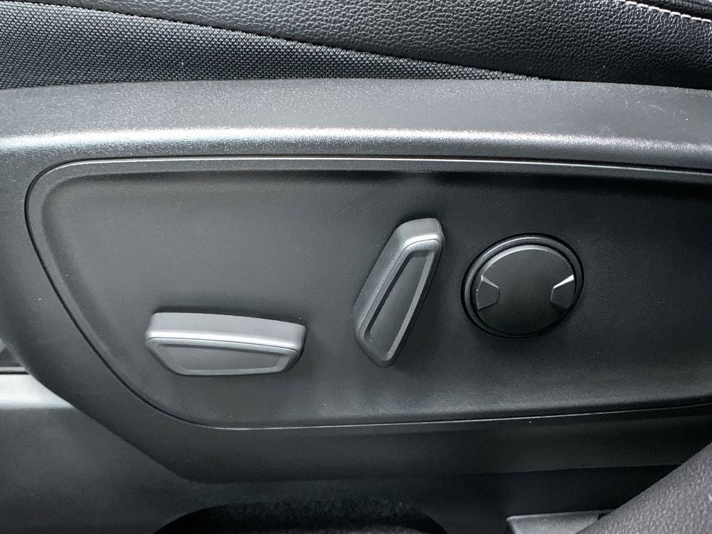 2023 Ford Escape Plug-In Hybrid Base