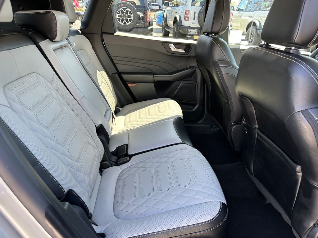 2024 Ford Escape Plug-In Hybrid Base