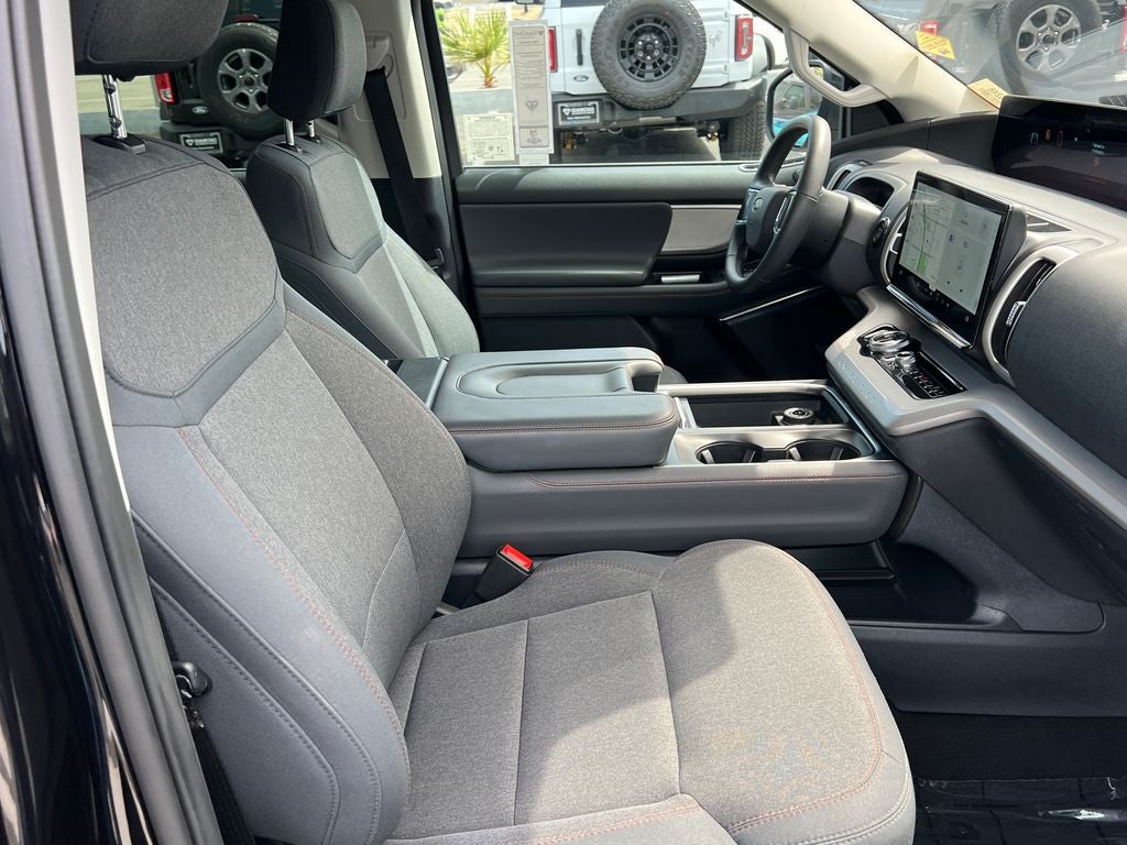 2025 Ford Expedition Max Active max