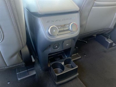 2026 Ford Explorer Active w/200A Pkg RWD