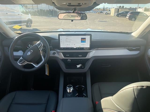 2026 Ford Explorer Active w/200A Pkg RWD