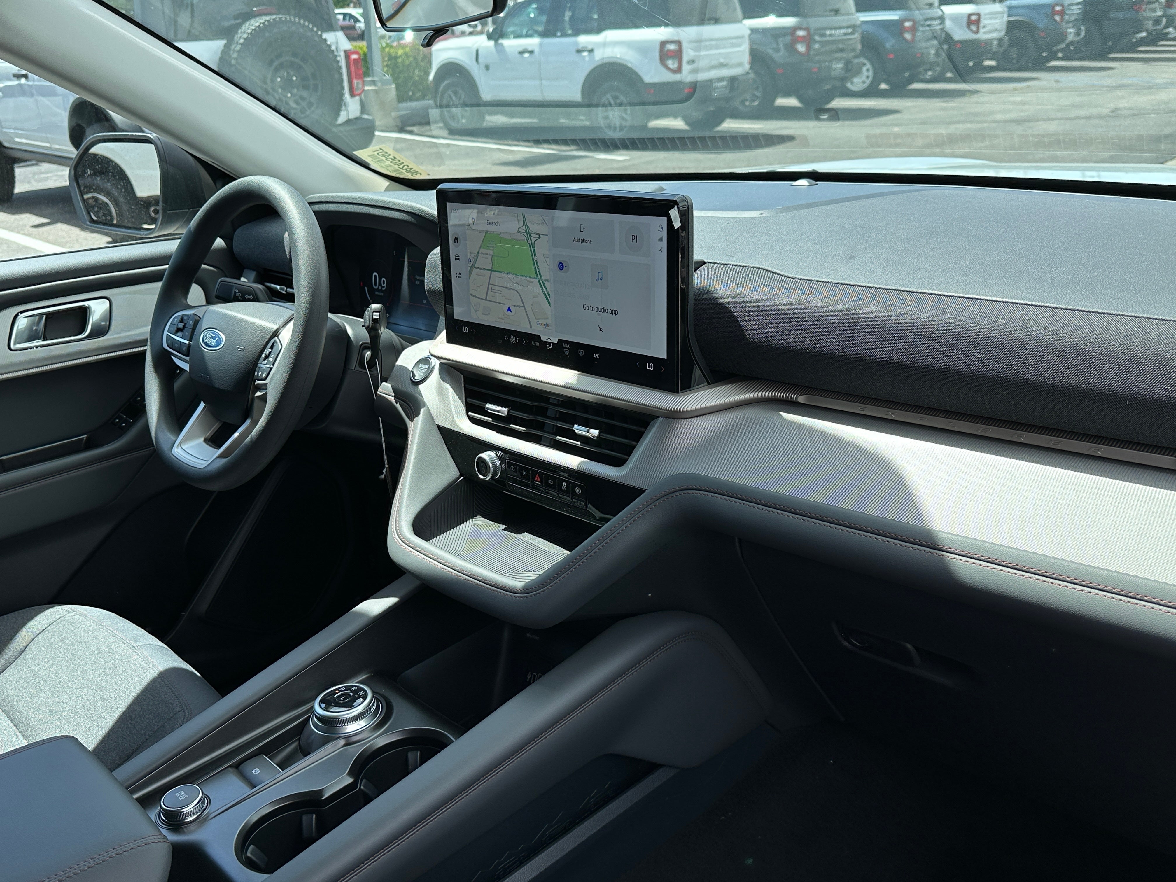 2026 Ford Explorer Active w/100A Pkg RWD