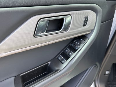 2026 Ford Explorer Active w/100A Pkg RWD