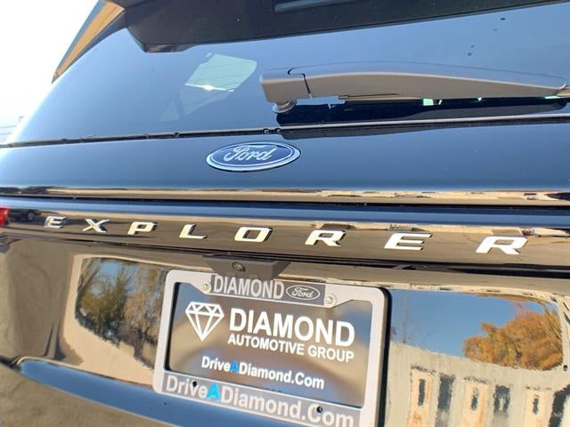 2026 Ford Explorer Active w/200A Pkg RWD