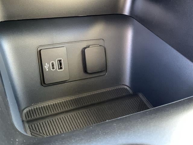 2026 Ford Explorer Active w/200A Pkg RWD