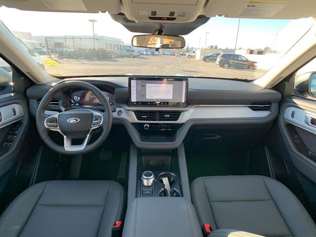 2026 Ford Explorer Active w/200A Pkg RWD