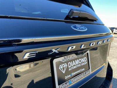 2026 Ford Explorer Active w/200A Pkg RWD