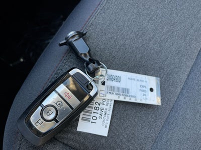 2026 Ford Explorer Active w/200A Pkg RWD