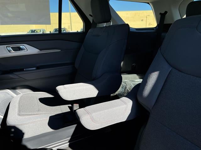 2026 Ford Explorer Active w/200A Pkg RWD