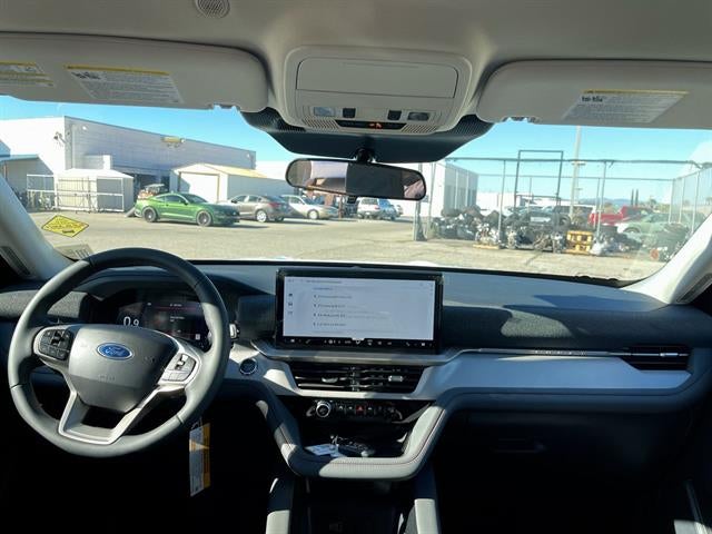 2026 Ford Explorer Active w/200A Pkg RWD