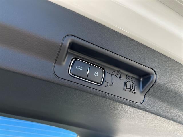 2026 Ford Explorer Active w/200A Pkg RWD