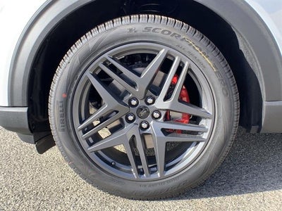 2026 Ford Explorer ST 4WD