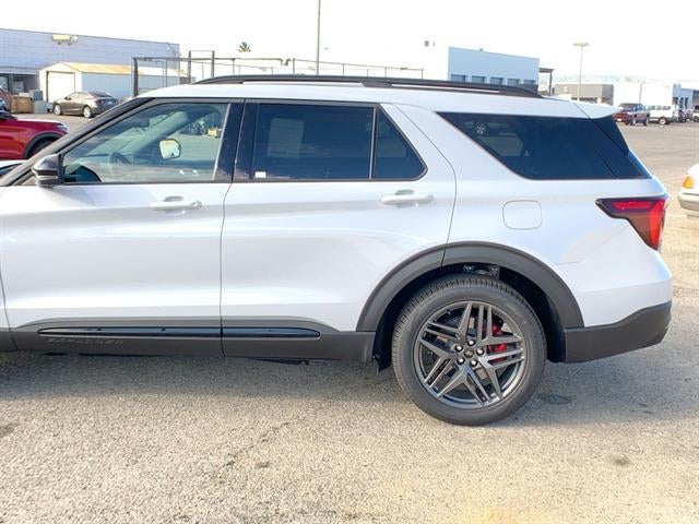 2026 Ford Explorer ST 4WD