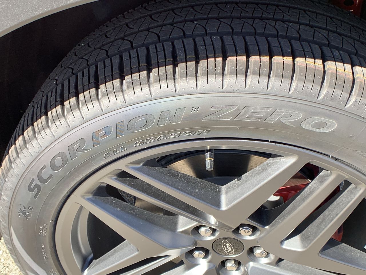 2026 Ford Explorer ST 4WD