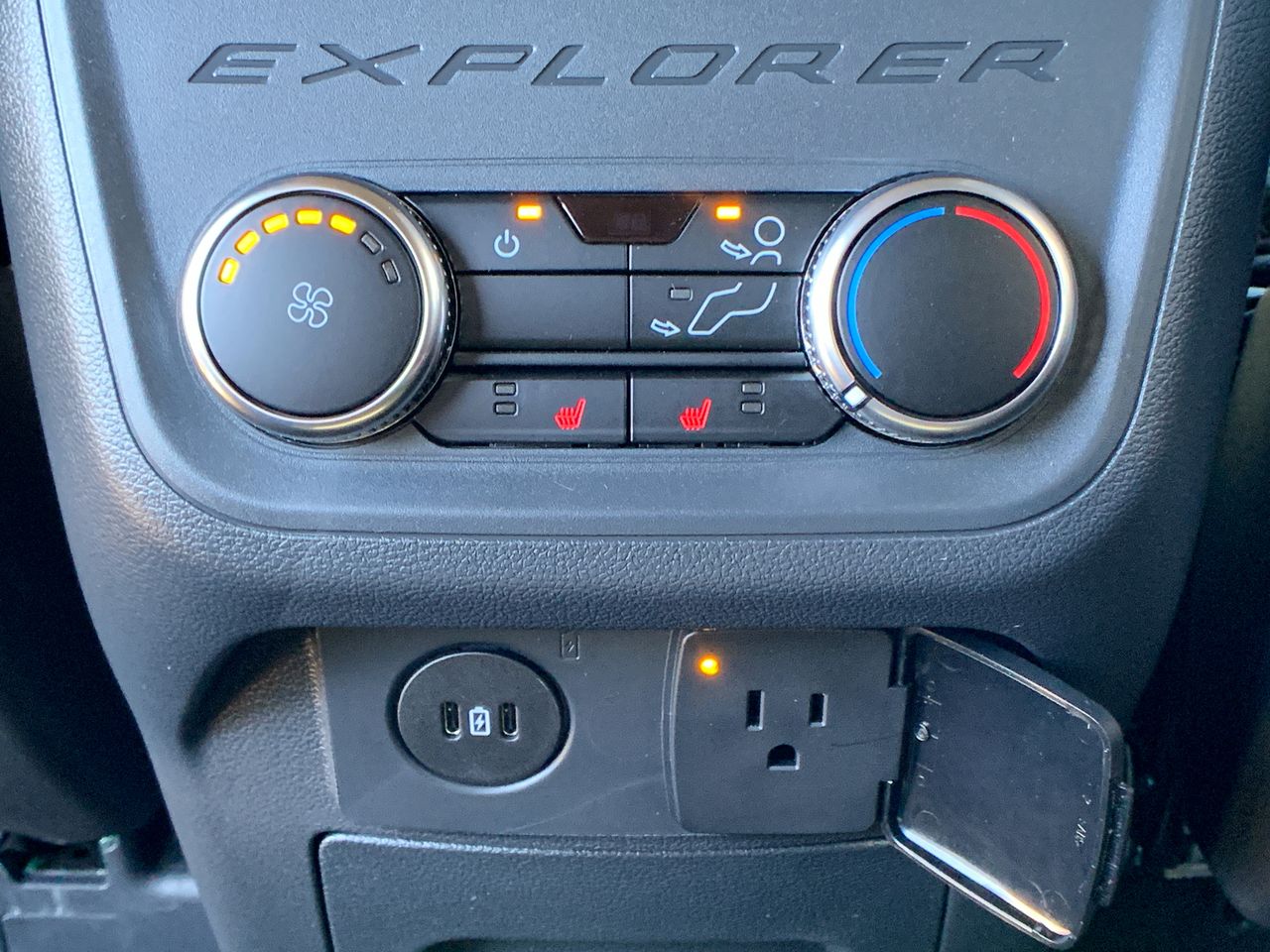 2026 Ford Explorer ST 4WD