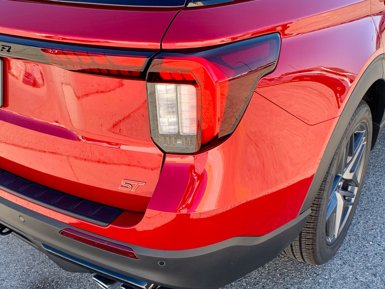 2026 Ford Explorer ST 4WD