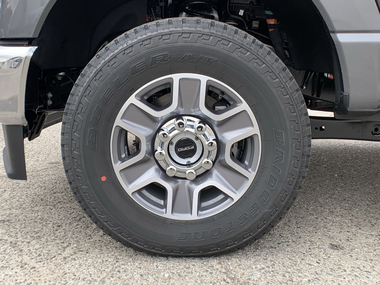 2026 Ford Super Duty F-250 SRW LARIAT 4WD Crew Cab 6.75' Box