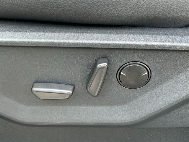 2026 Ford Super Duty F-250 SRW LARIAT 4WD Crew Cab 6.75' Box