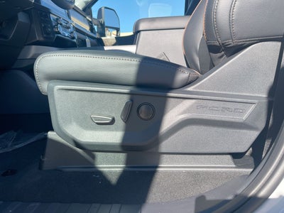 2026 Ford Super Duty F-250 SRW LARIAT 4WD Crew Cab 6.75' Box