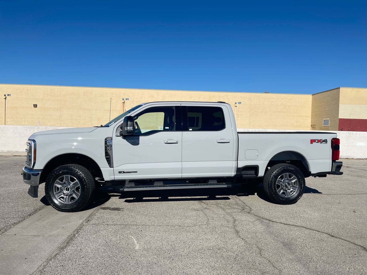 2026 Ford Super Duty F-250 SRW LARIAT 4WD Crew Cab 6.75' Box