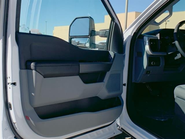 2026 Ford Super Duty F-250 SRW XL 4WD Crew Cab 6.75' Box