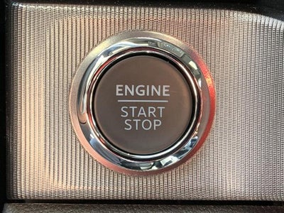 2025 Ford Super Duty F-350 SRW XL 4WD Crew Cab 6.75' Box