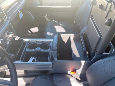 2026 Ford Super Duty F-350 SRW Platinum 4WD Crew Cab 6.75' Box