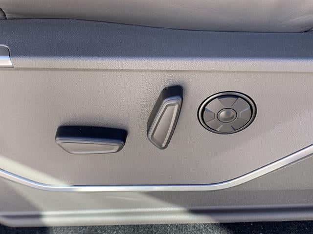 2026 Ford Super Duty F-350 SRW Platinum 4WD Crew Cab 6.75' Box