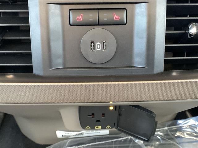 2026 Ford Super Duty F-350 SRW Platinum 4WD Crew Cab 6.75' Box