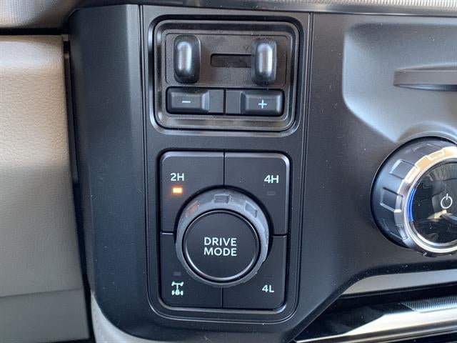 2026 Ford Super Duty F-350 SRW Platinum 4WD Crew Cab 6.75' Box