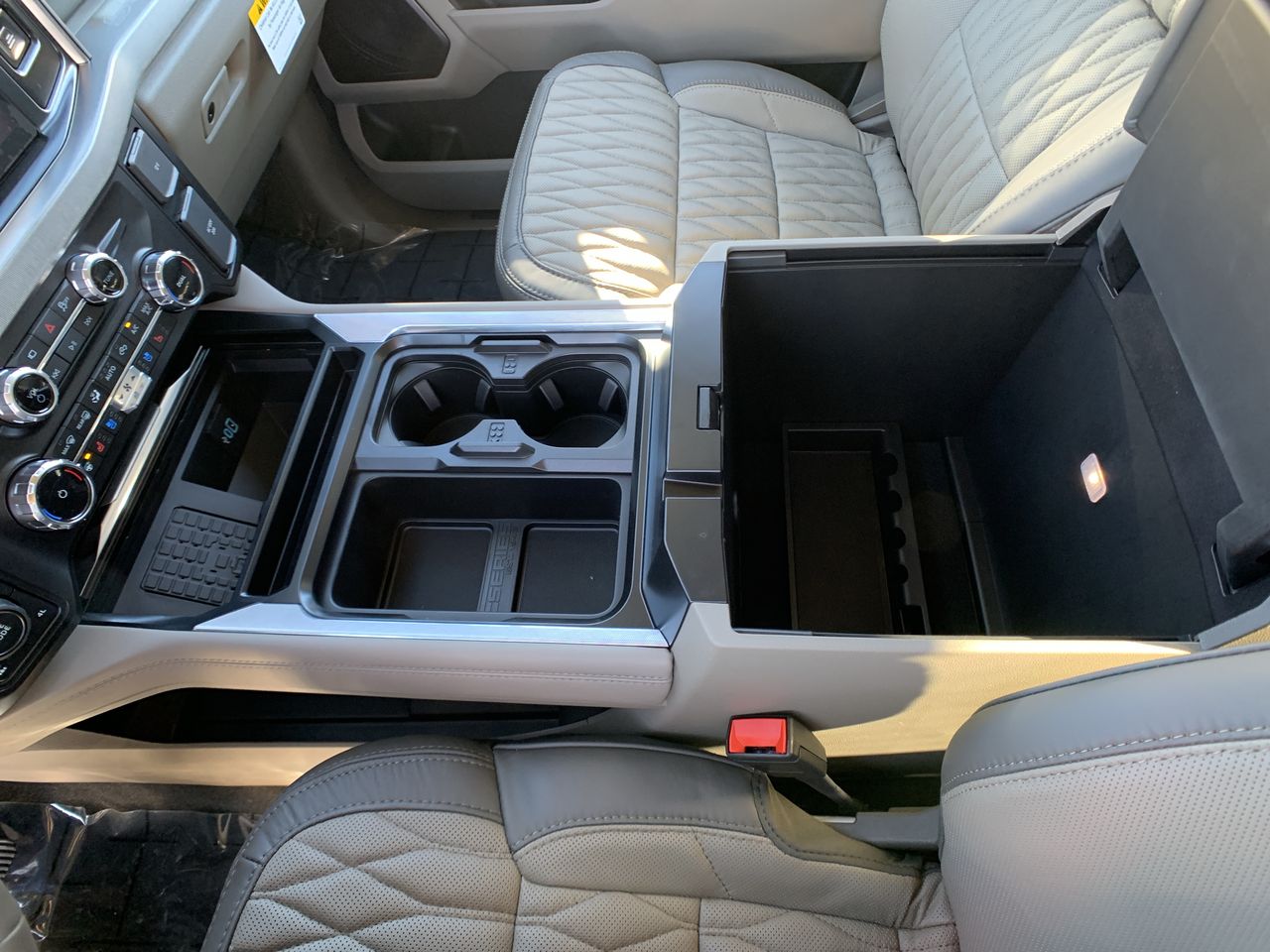 2026 Ford Super Duty F-350 SRW Platinum 4WD Crew Cab 6.75' Box