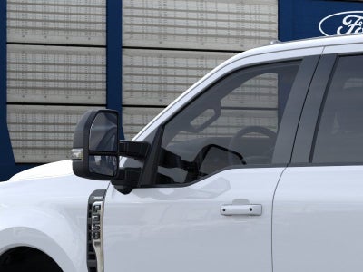 2026 Ford Super Duty F-350 DRW LARIAT 4WD Crew Cab 8' Box