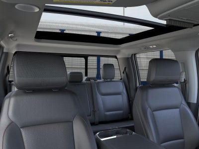 2026 Ford Super Duty F-350 DRW LARIAT 4WD Crew Cab 8' Box