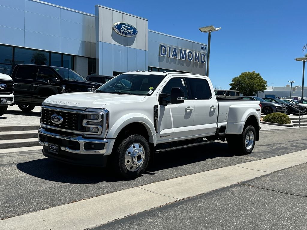 2026 Ford F-450SD Lariat DRW