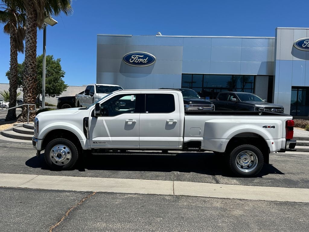 2026 Ford F-450SD Lariat DRW