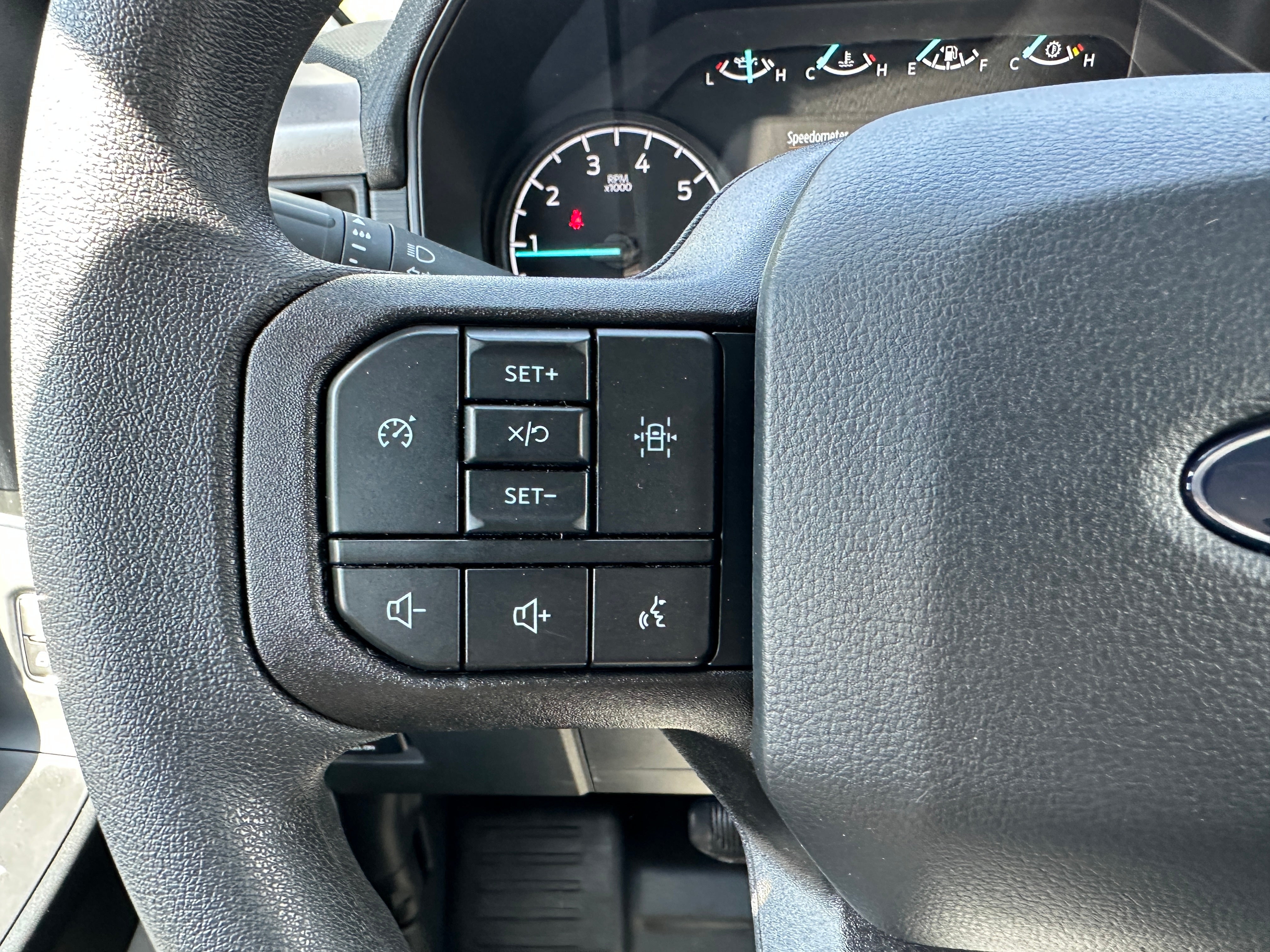 2026 Ford F-150 XL 4WD SuperCrew 5.5' Box