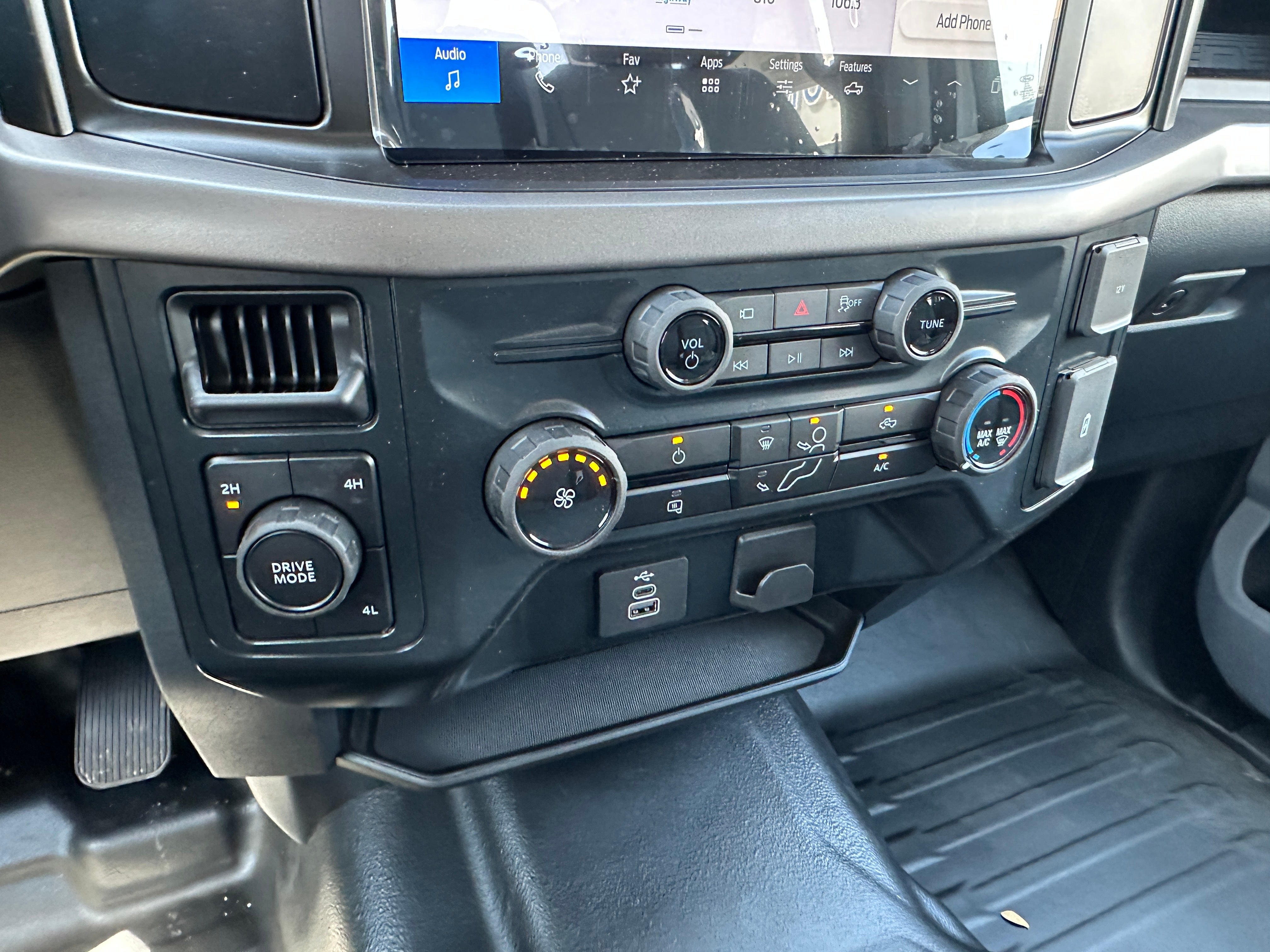 2026 Ford F-150 XL 4WD SuperCrew 5.5' Box