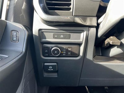 2025 Ford F-150 STX 4WD SuperCrew 5.5' Box