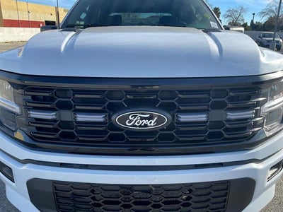 2025 Ford F-150 STX 4WD SuperCrew 5.5' Box