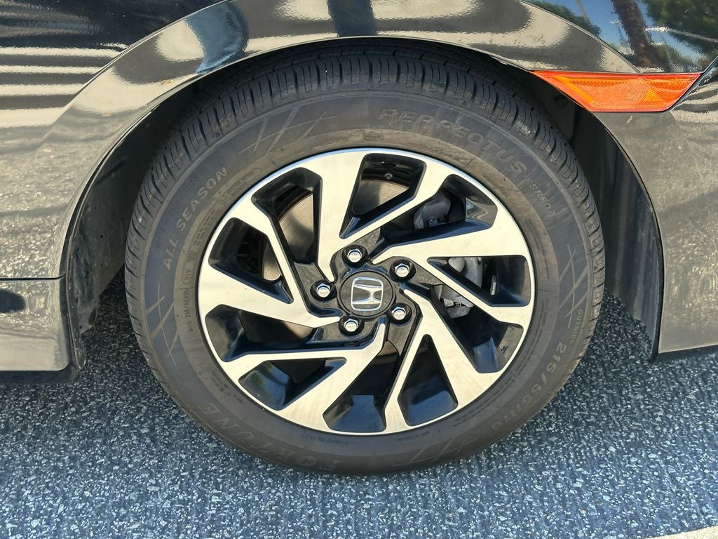 2017 Honda Civic LX - Photo 13